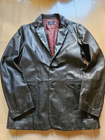 블랙 가죽 자켓 싱글 버튼