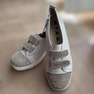 MTRG 스팽글 장식 스니커즈/화이트