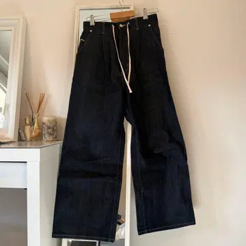 CLESTTE 다크 블루 와이드 데님 팬츠