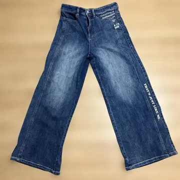 WORLDJEANS