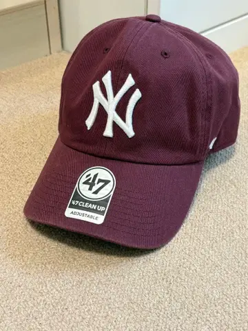 47 클린업 버건디 캡 새상품급