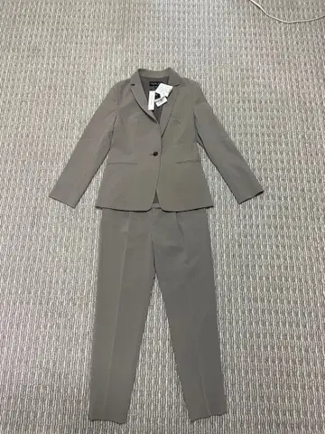 [미사용 새상품] INDIVI 수트 상하의 세트 워셔블