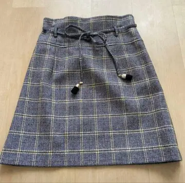 새상품급 릴리 브라운 미니 스커트