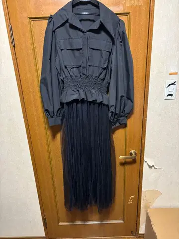 블랙 샤샤 스커트 부착 셔츠 블라우스