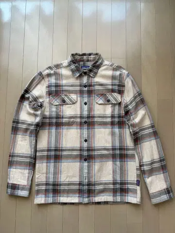 Patagonia 긴팔 셔츠 S 사이즈