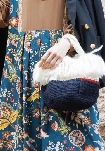 인브리드 니트 백