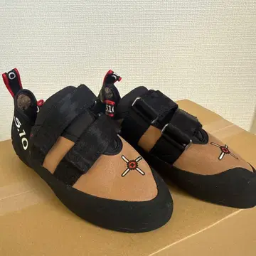 미사용 새상품 클라이밍 신발 23.5