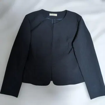 새상품급 anySiS 워셔블 노카라 자켓 네이비