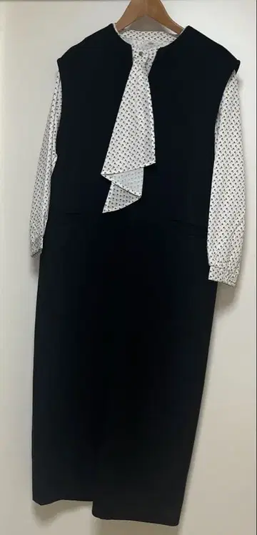 새상품급 SHIPS 키넥 오버롤 스커트 깔끔한 겨울 롱