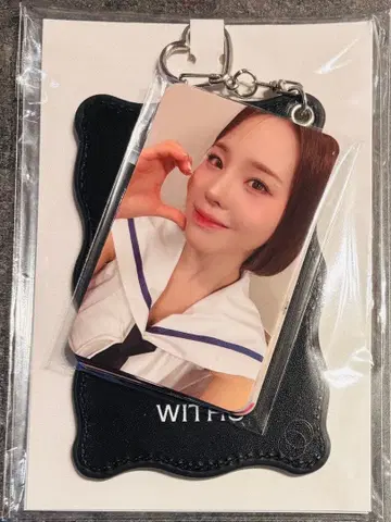 [ 미개봉 새상품 ] NiziU FC 갱신 혜택