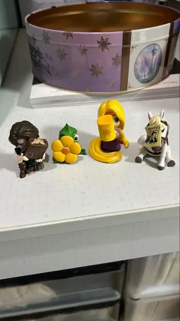 라푼젤 캡슐 토이 세트