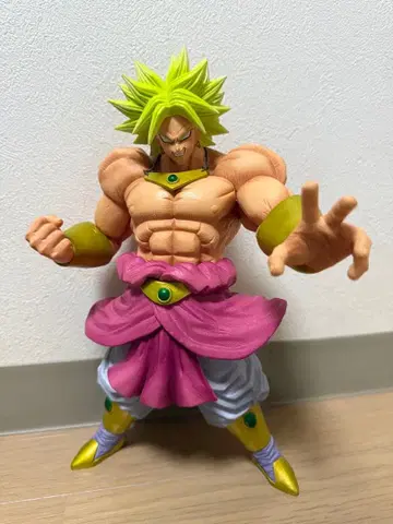 드래곤볼 제일복권 브로리 피규어