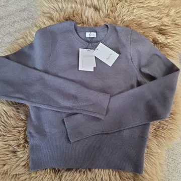 [ 새상품 미사용 ] Apart by 그레이 긴팔 스웨터