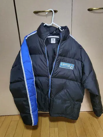 캡틴 산타 다운 자켓 블랙/파랑