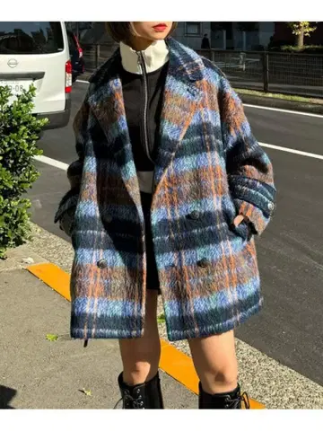 PAGEBOY 샤기 블레이저 코트