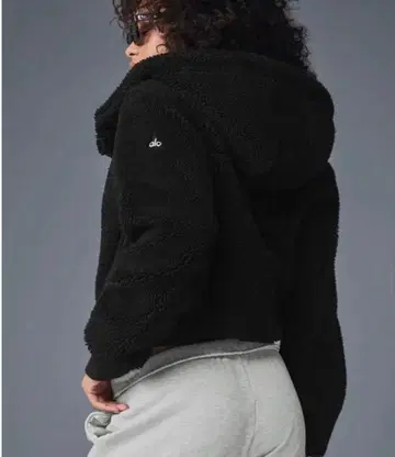 즉시 배송 alo 애로우 Foxy Sherpa 자켓 alo 아우터 새상품