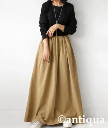 [ antiqua ] 롱 원피스 도킹 이소재 플레어 리브 긴팔