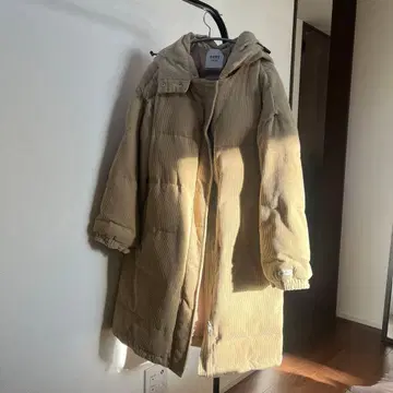 RUBY and you 코듀로이 다운 자켓 베이지