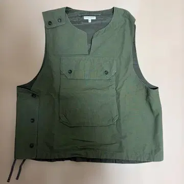 ENGINEERED GARMENTS 올리브 그린 베스트 L