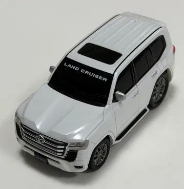 랜드크루저 300 미니카 컬러 샘플 화이트 펄