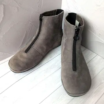 그레이 스웨이드 지퍼 달린 숏부츠 38