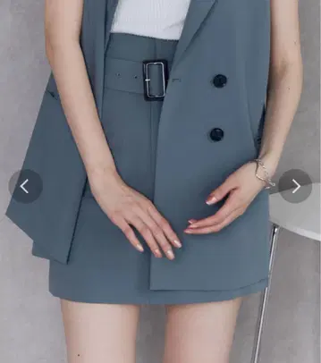 [미사용 새상품] 하이웨이스트 벨트 미니 스커트