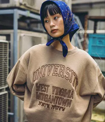 양 어깨 퍼프 맨투맨 풀오버 Niko and -