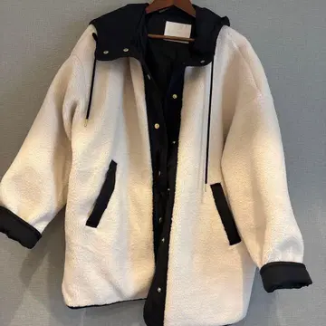 RIVE DROITE 리브 드로와 후드 보아 코트