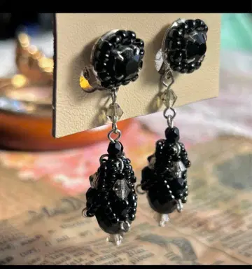 요크 절개 꽃무늬 티어드 원피스