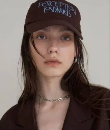 CREDONA 클레도나 [ THE C ] 메시지 캡