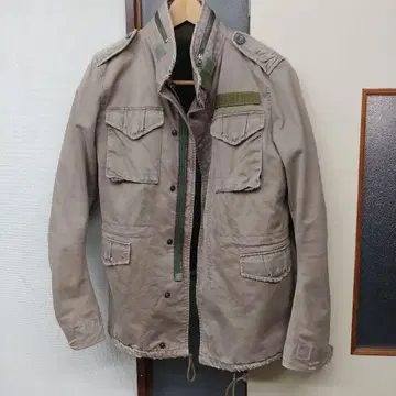 베이지 밀리터리 자켓