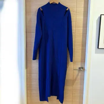 UN3D. 앙리드 니트 원피스