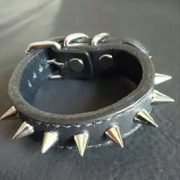 스몰 스파이크 가죽 리스트 밴드