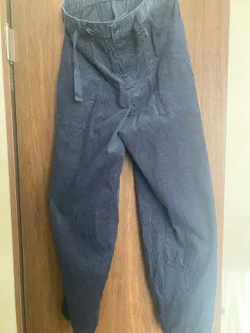 유니클로 JW ANDERSON 네이비 코듀로이 워크 팬츠