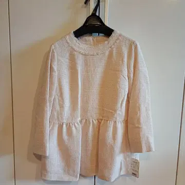 [ 택 포함 새상품 ] 스트로베리 필드 상의 화이트