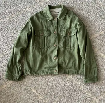 짧은 기장 밀리터리 자켓