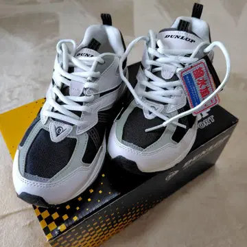 DUNLOP 스포츠 슈즈 화이트/블랙