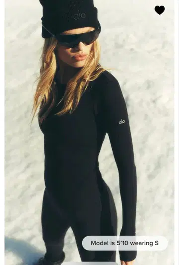 Airbrush Winter Warm Nocturne LongSleeve