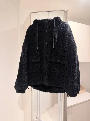 젝시믹스 울 혼방 보아 블루종 블랙