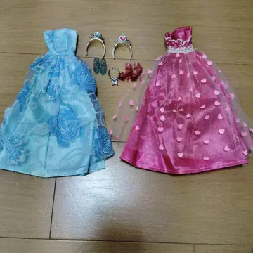 바비 옷 갈아입기 의류