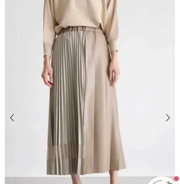 택 포함 새상품 Aga 스콧 클럽 에코 가죽 플리츠 스커트 이소재 베이지