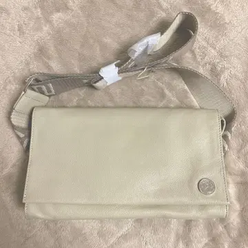 미사용 ear x SWASH 숄더백