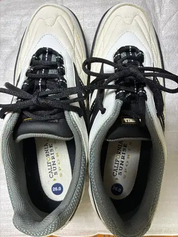 CALIFORNIA SUNRISE 스니커즈 26.0cm 화이트 블랙