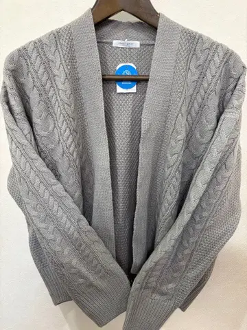 그레이 케이블 니트 가디건 긴팔