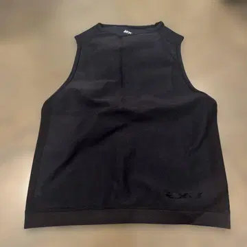 2XU 블랙 탱크탑 XS