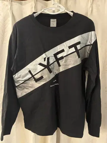 LYFT 블랙 T셔츠 L 사이즈