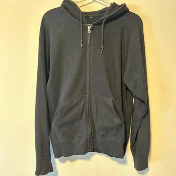 올드 유니클로 블랙 후드 부착 후드티