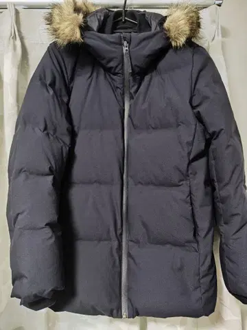 UNIQLO 심리스 다운 네이비