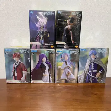 장송의 프리렌 데스크탑 컬렉션 피규어 세트