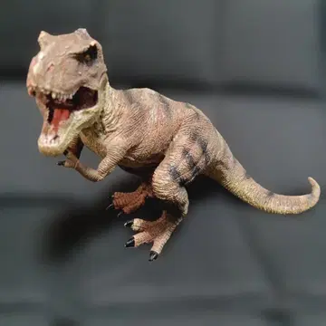 티라노사우루스 피규어 [ 전체 길이 약 30cm ]